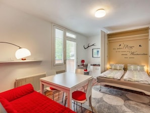 1 bedroom