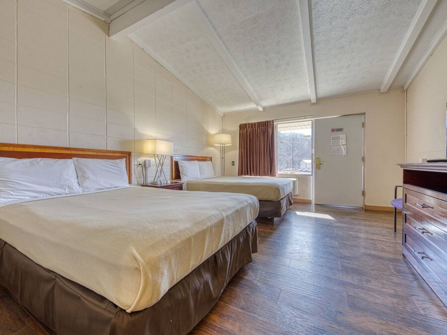 Standard Room, 2 Queen Beds | Hypo-allergenic bedding, desk, soundproofing, free WiFi