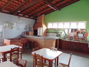 Breakfast area - Hostel Canasvieiras (Florianópolis)