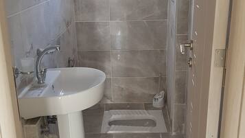 Apartment | Bathroom