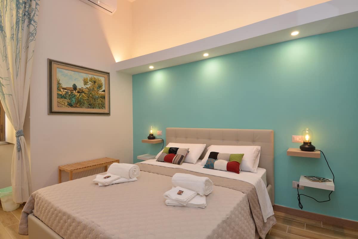 Double Room | Egyptian cotton sheets, premium bedding, down comforters