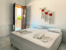 Minibar, wifi gratis y ropa de cama 