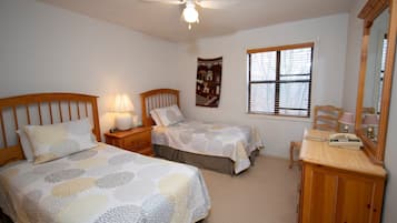 2 bedrooms, bed sheets