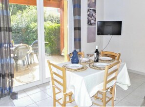 Dining - Plein Sud by Interhome (Narbonne-Plage)