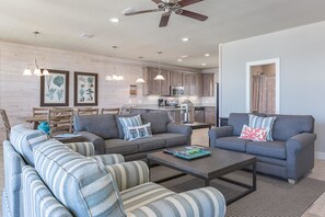 Talo, 4 makuuhuonetta | Olohuone