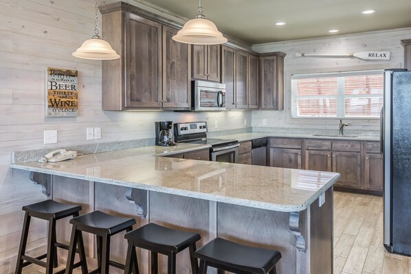 Talo, 4 makuuhuonetta | Yksityinen keittiö