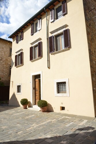 SUITE WINE - Relax & Design in the Heart of the Valdorcia