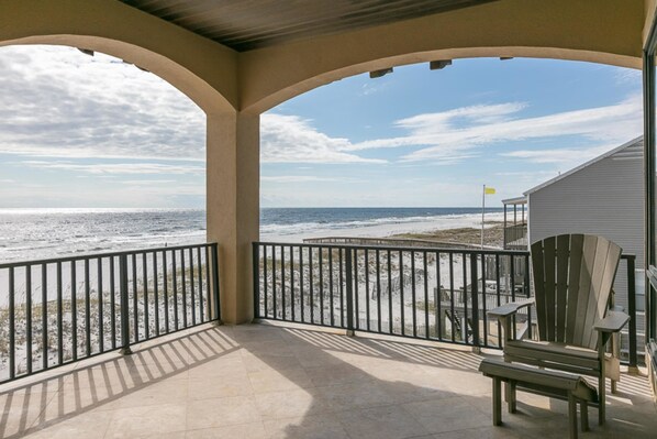 Rumah, Beberapa Tempat Tidur, pemandangan pantai | Balkon