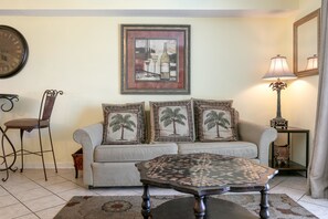 Condo, 1 Bedroom | Living room