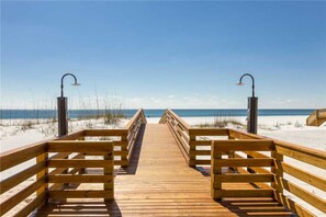 On the beach - Painless by Vacasa (Orange Beach)