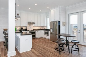 House, Multiple Beds | Private kitchen