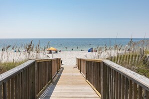 Beach nearby - Mustique #2101 by Vacasa (Gulf Shores)