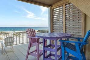 House, 3 Bedrooms | Balcony