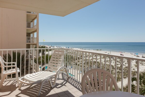 Condo, 2 habitaciones | Balcón