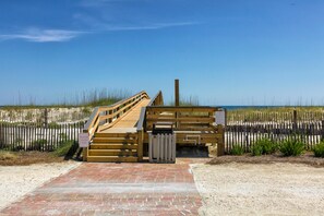 Exterior - Sea Fever by Vacasa (Orange Beach)