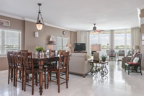 Condo, 4 quartos | Cozinha privada