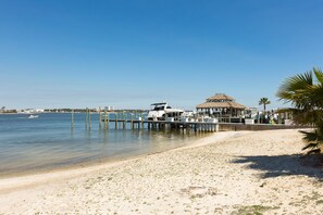 Beach - The Pass #301 by Vacasa (Orange Beach)