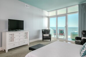 Condo, 3 Bedrooms