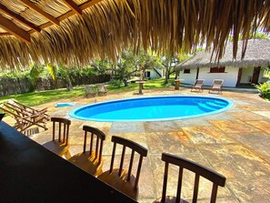 Outdoor pool, open 11:00 AM to 9:00 PM, sun loungers - Le Marin Hotel Boutique (Barreirinhas)