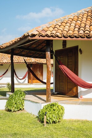 Deluxe-Vierbettzimmer | Individuell dekoriert, kostenloses WLAN, Bettwäsche