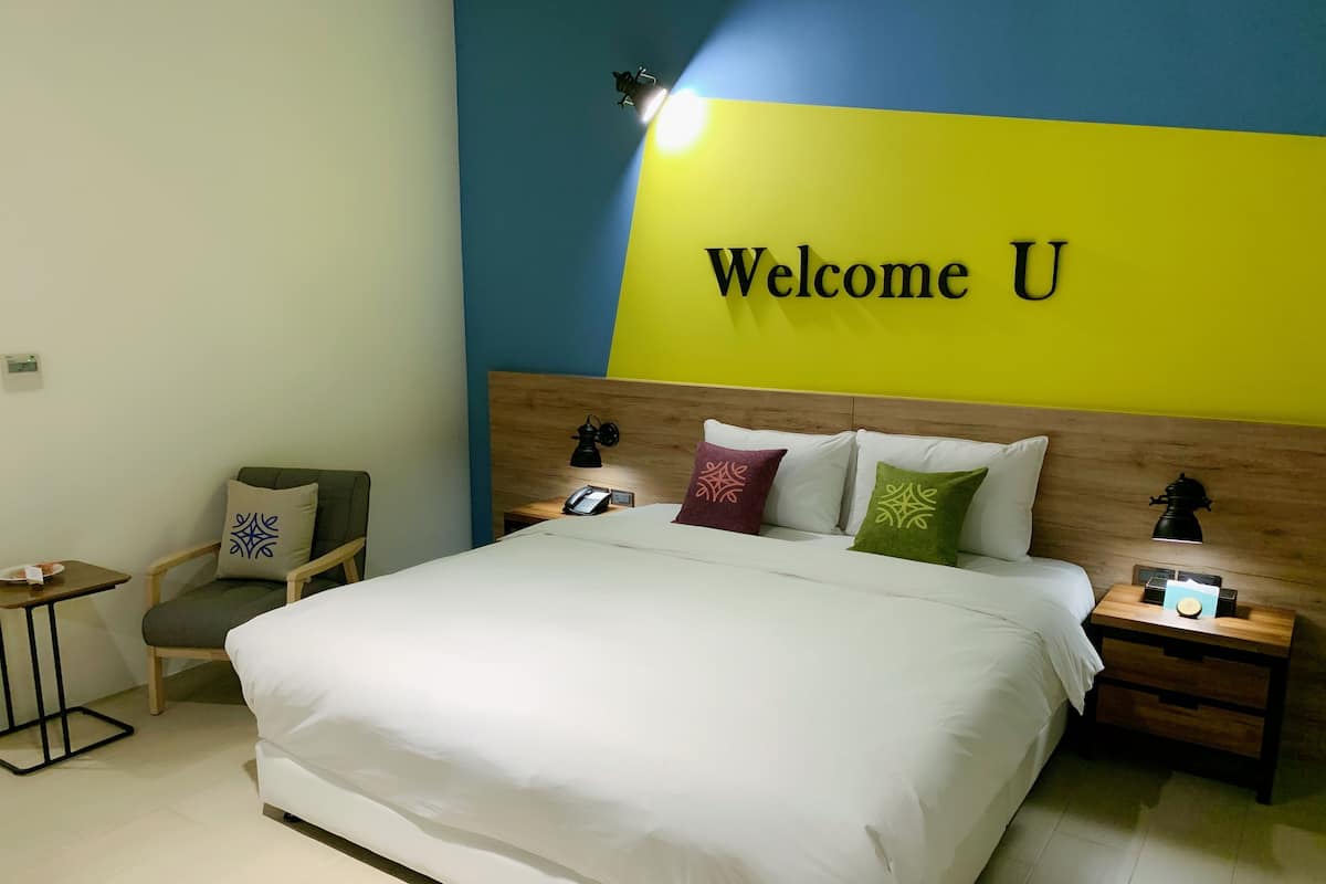 Comfort-Doppelzimmer, 1 Queen-Bett, Nichtraucher | Individuell dekoriert, Schreibtisch, laptopgeeigneter Arbeitsplatz