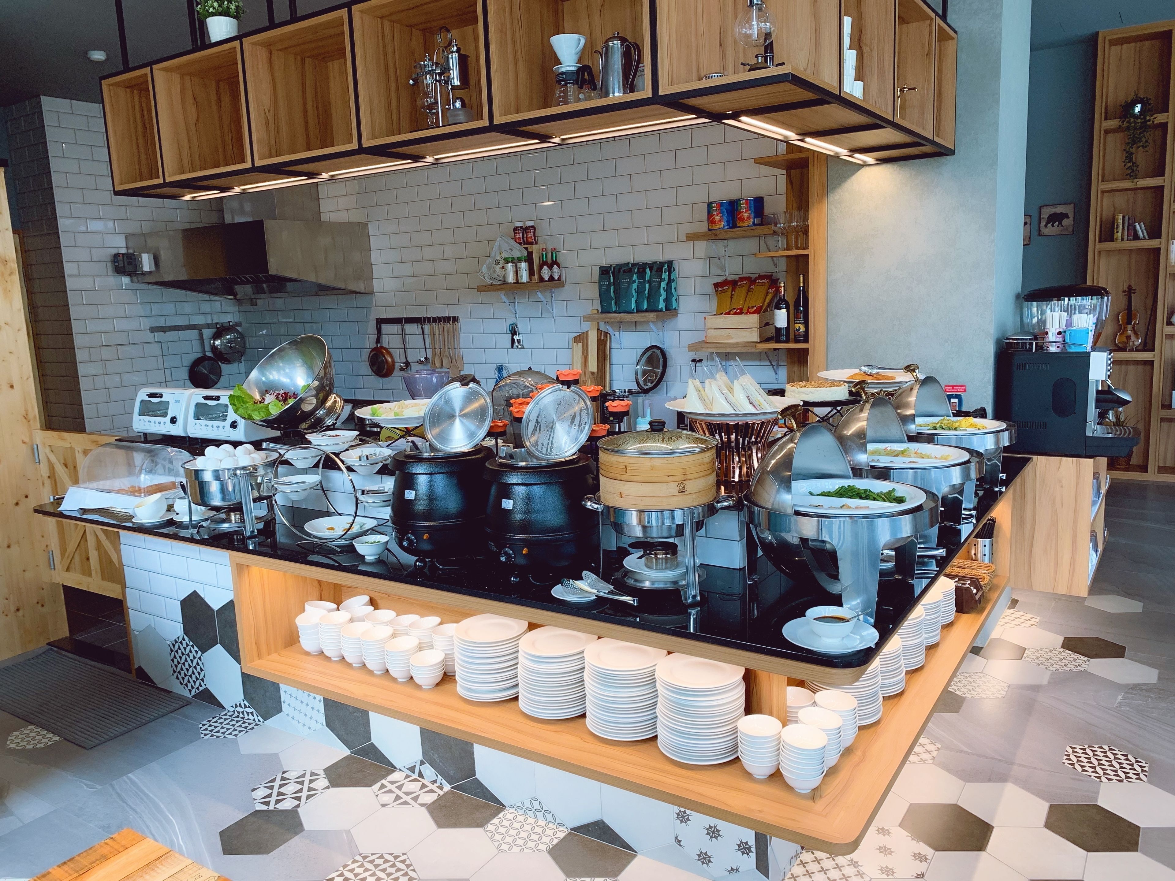 매일 현지식 무료 아침 식사 포함