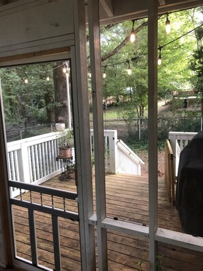 Terrace/patio - Great location for UGA football and minutes from downtown. (Athens)