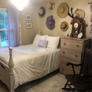 2 slaapkamers, een strijkplank/strijkijzer, wifi, beddengoed