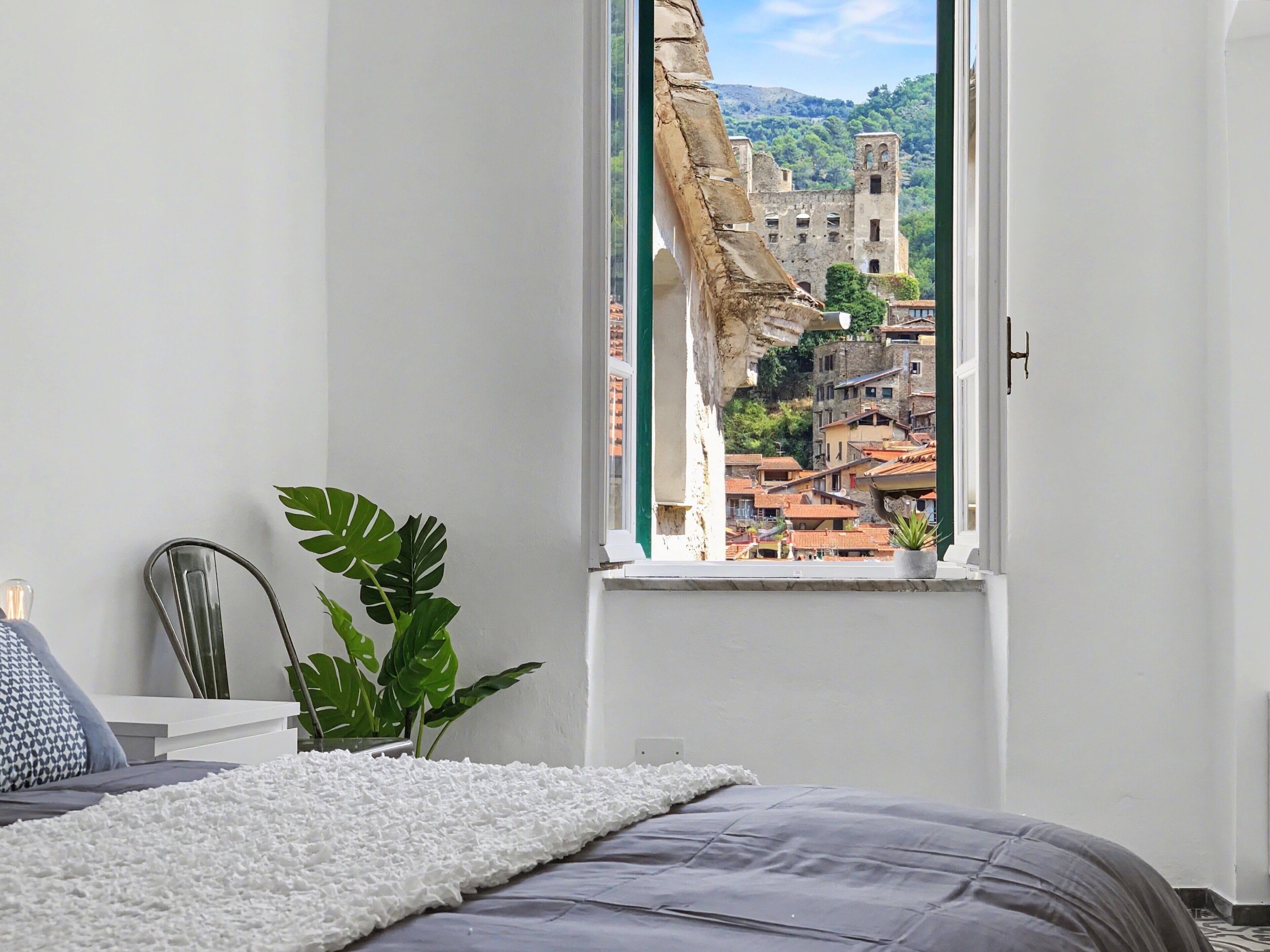 4 間睡房、熨斗/熨衫板、可攜式嬰兒床、免費 Wi-Fi