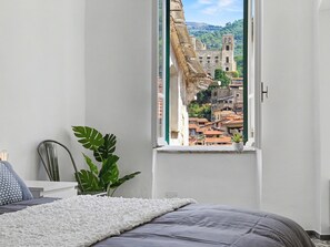 4 chambres, fer et planche à repasser, lit parapluie, Wi-Fi gratuit