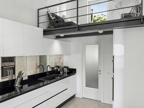 Réfrigérateur, micro-ondes, four, plaque de cuisson