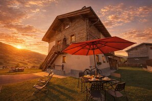 Outdoor dining - Berna, Livigno, Italy (Livigno)