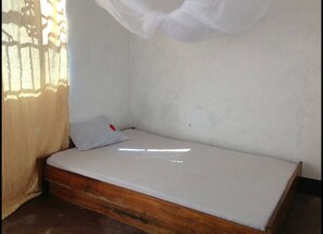 Quarto duplo | Cortinas blackout, roupa de cama