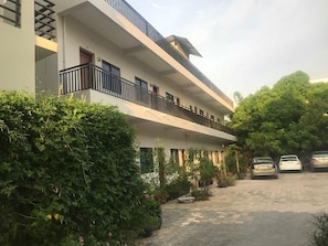 Fachada da propriedade
