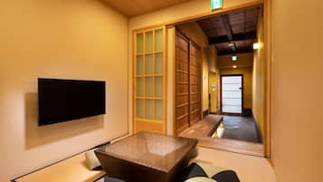 디럭스 하우스 (Private Vacation Home) | 2 개의 침실, 오리/거위털 이불, 필로우탑 침대, 책상