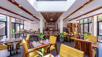 Daily continental breakfast (USD 5 per person)