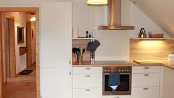 Frigorífico, horno, lavavajillas y tostadora