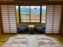 Japanese Style Room | Premium bedding, down comforters, in-room safe, soundproofing