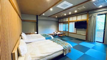 Premium bedding, down duvets, in-room safe, soundproofing