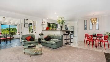 Family House | Living area | Flat-screen TV