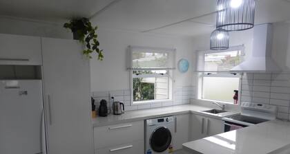 Oamaru Holiday Homes 8 Oxford Street