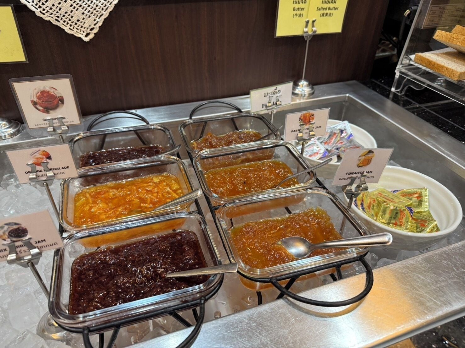 Bữa sáng buffet