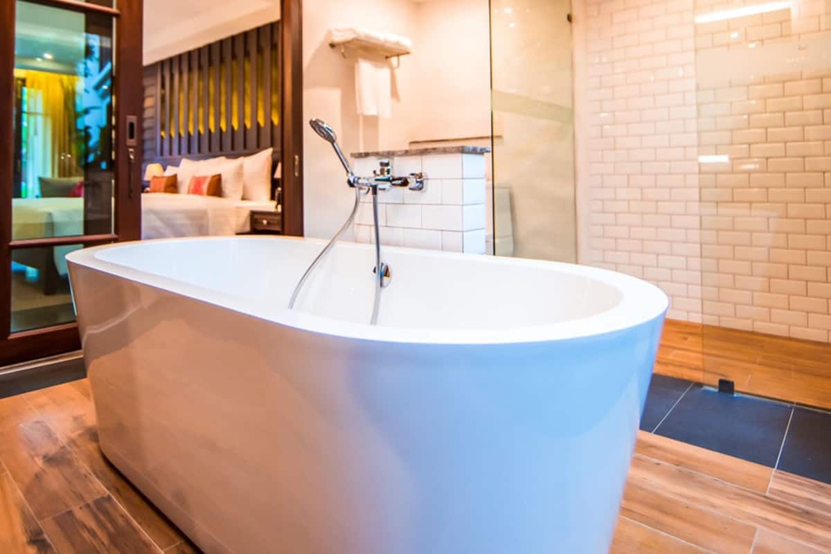 smile grand deluxe double bedroom | 1 bedroom, free minibar, in-room safe, desk
