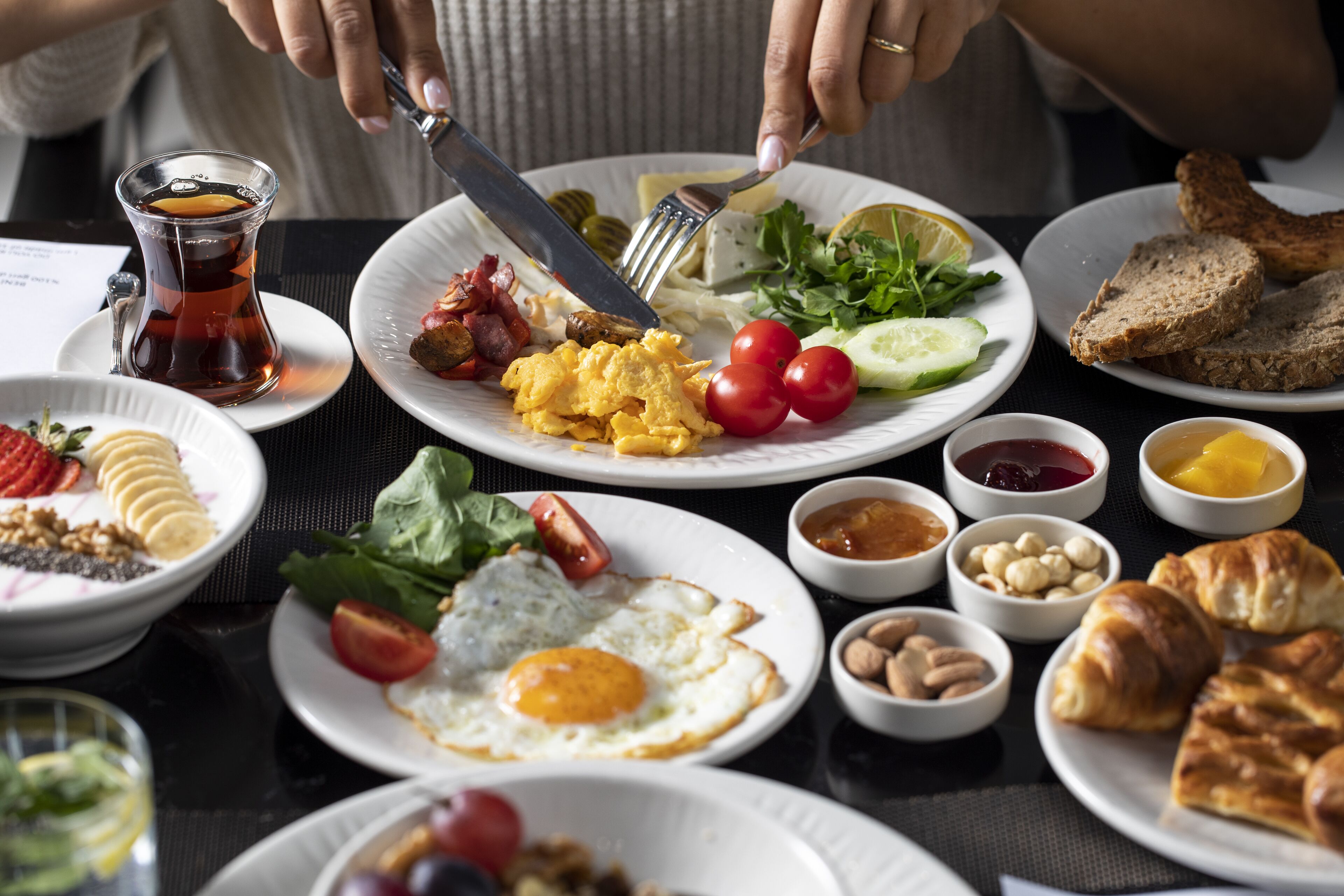 Päivittäinen buffetaamiainen maksusta