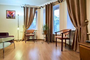 Living room - Home-Hotel Nizhniy Val 41-1 (Kyiv)