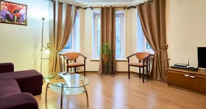 Home-Hotel Nizhniy Val 41-1