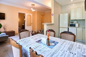 Apartamento | Opções para refeição no quarto