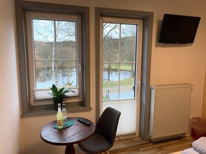 간이 침대, 무료 WiFi, 침대 시트