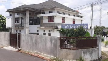 Ngoại thất