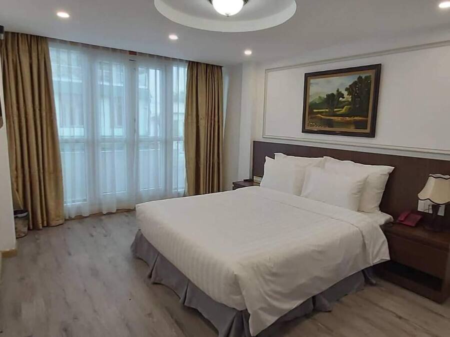 Minibar, in-room safe, desk, blackout curtains